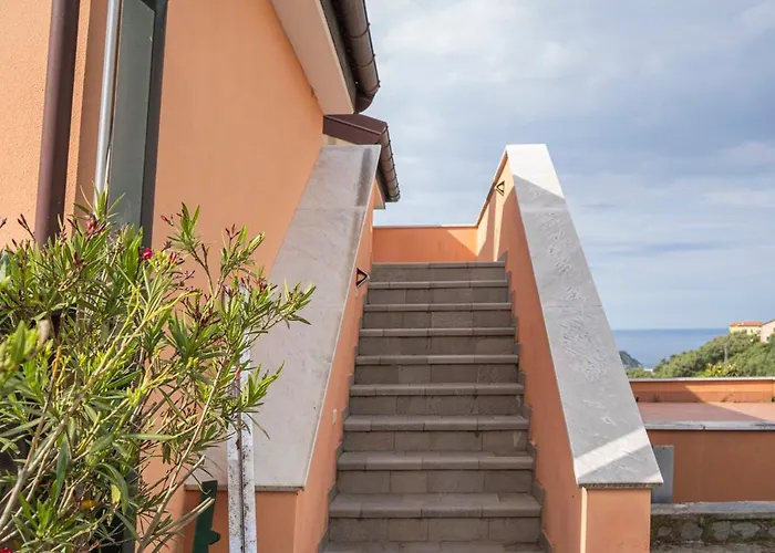 016 - Casa Tranquilla Vista Mare, Pace E Natura - 10 Minuti Dalla Spiaggia Daire